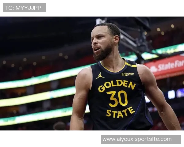 库里上半场表现分析：10投4中贡献12分1板2助1帽三分命中率提升