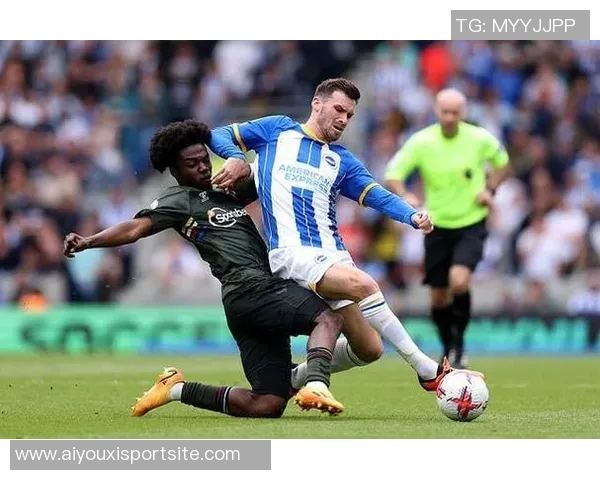 英媒称拉齐奥门将曼达斯或冬窗转会费用在1000万至1200万镑之间