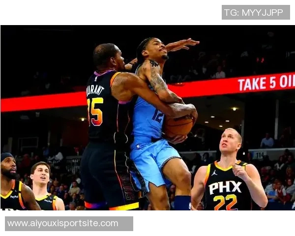 特纳表现不佳难阻球队失利9投4中罚球12中8仅得19分2板2助1帽 特纳表现不佳难阻球队失利9投4中罚球12中8仅得19分2板2助1帽