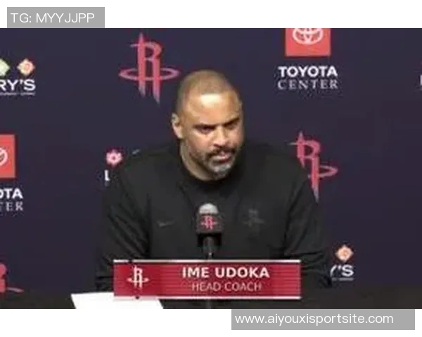 乌度卡称赞谢泼德投射能力期待他在阅读防守与传球方面的进步