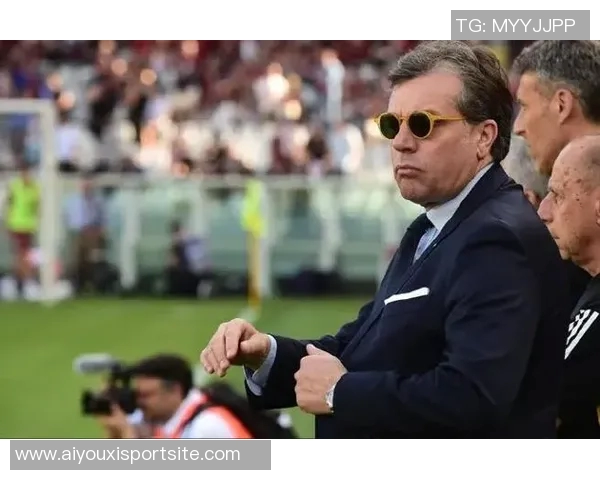 尤文冬窗难以引进高水平中场球员转会市场冷淡成主因